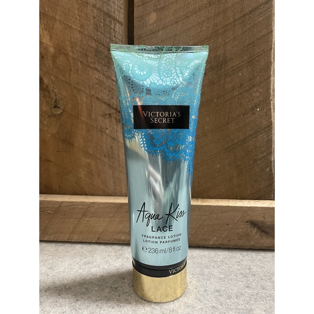 Victoria's Secret Aqua Kiss Shimmer Fragrance Body Lotion Misturizer 8 fl oz New